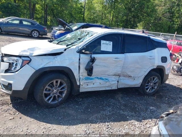 2022 GMC TERRAIN FWD SLT 13