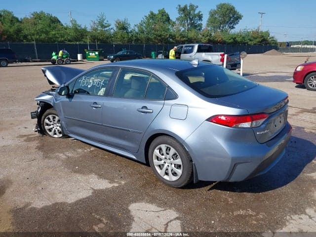 2021 TOYOTA COROLLA LE 3