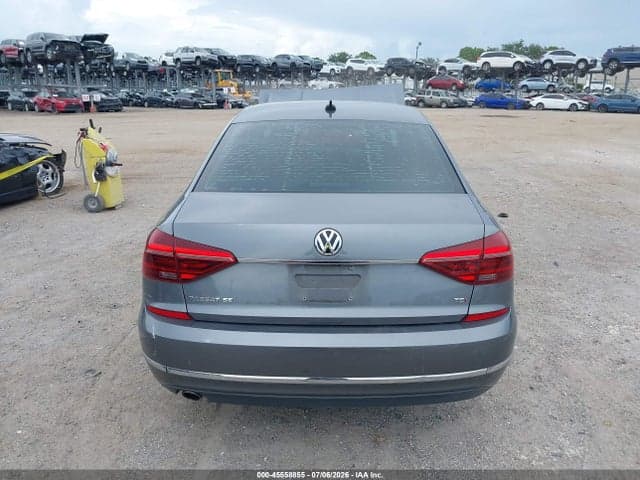 2017 VOLKSWAGEN PASSAT 1.8T SE 16