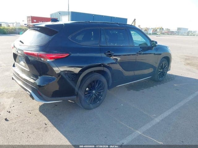 2023 TOYOTA HIGHLANDER XSE 4