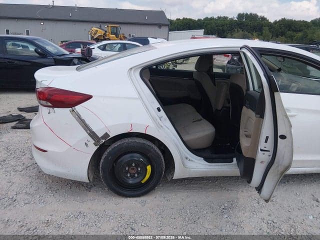2017 HYUNDAI ELANTRA SE 8