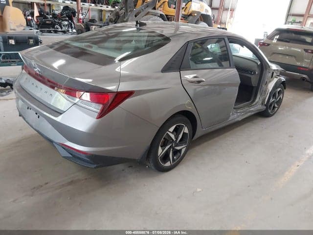 2023 HYUNDAI ELANTRA SEL 4