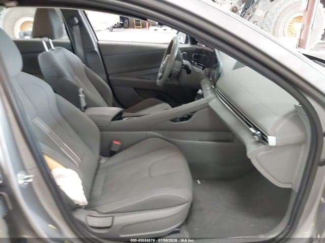 2023 HYUNDAI ELANTRA SEL 5