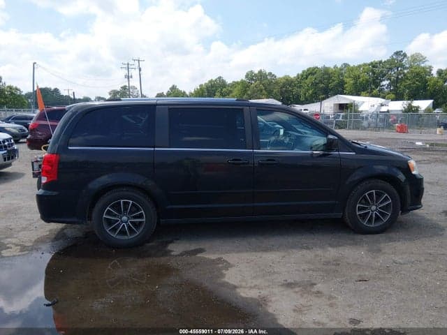 2017 DODGE GRAND CARAVAN SXT 13