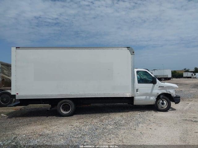2017 FORD E-350 CUTAWAY 13