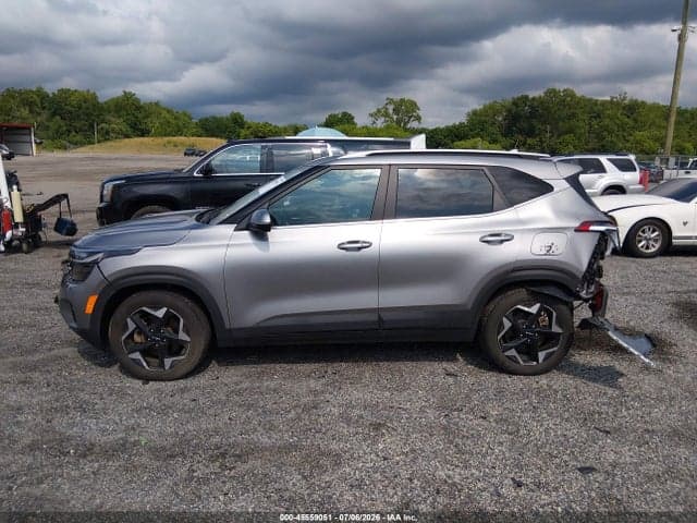 2024 KIA SELTOS EX 14