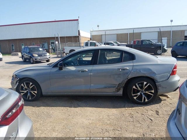 2024 VOLVO S60 B5 CORE DARK THEME 14