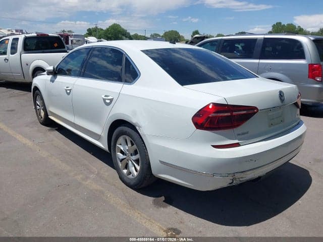 2017 VOLKSWAGEN PASSAT 1.8T S 3