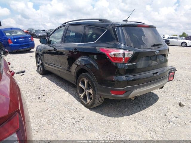 2017 FORD ESCAPE SE 3