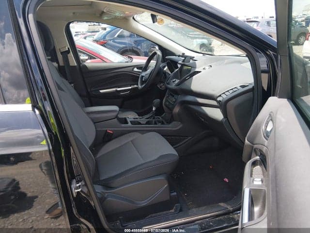 2017 FORD ESCAPE SE 5