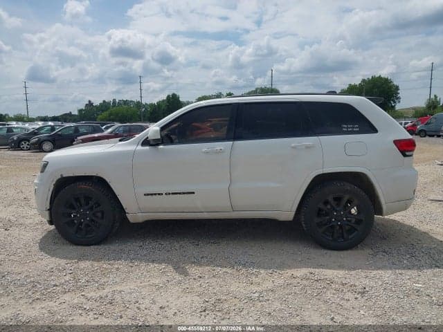 2018 JEEP GRAND CHEROKEE ALTITUDE 4X4 14