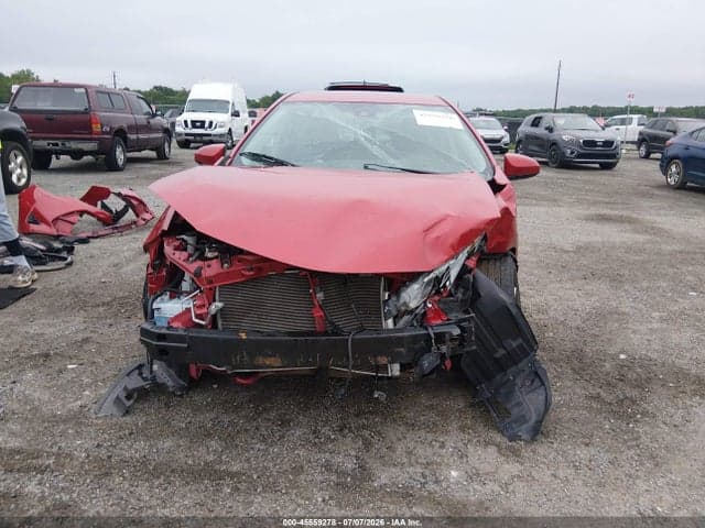 2018 TOYOTA COROLLA LE 13