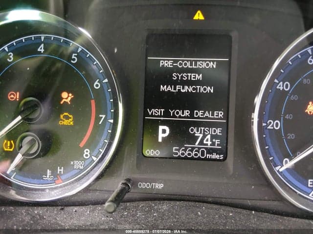 2018 TOYOTA COROLLA LE 16