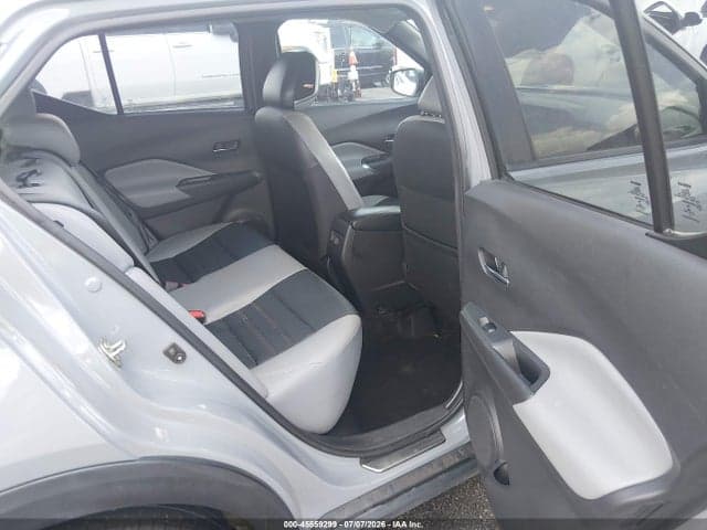 2021 NISSAN KICKS SR XTRONIC CVT 8