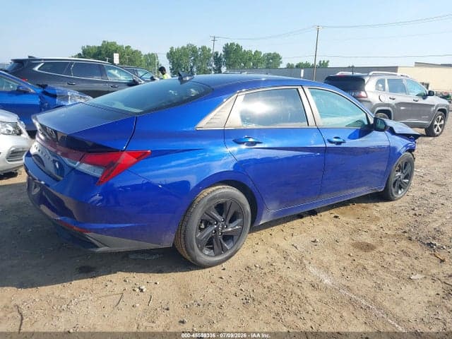2021 HYUNDAI ELANTRA SEL 4
