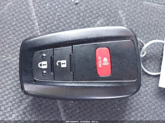 2025 TOYOTA RAV4 HYBRID XLE 11
