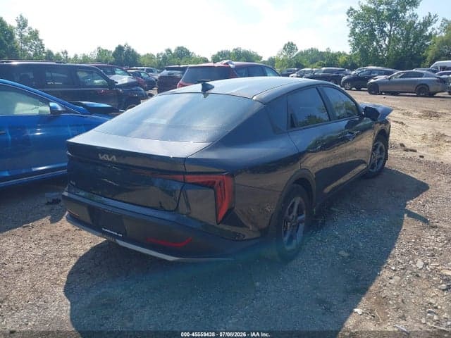 2025 KIA K4 LXS 4