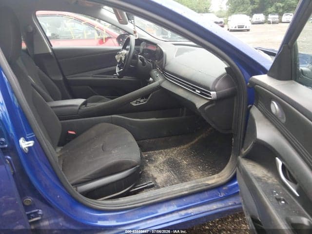 2023 HYUNDAI ELANTRA SEL 5