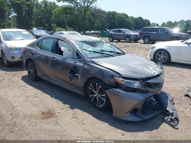 2020 TOYOTA CAMRY SE - 1