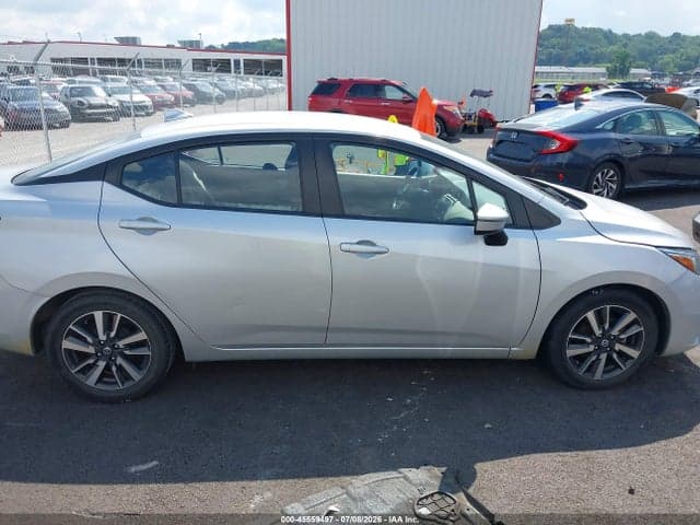 2021 NISSAN VERSA SV XTRONIC CVT 6