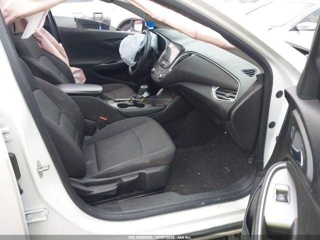 2017 CHEVROLET MALIBU 1LT 5