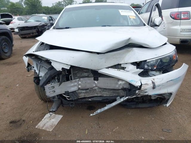2017 CHEVROLET MALIBU 1LT 6