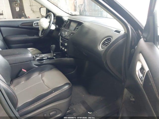 2019 NISSAN PATHFINDER SL 5