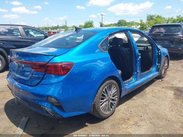 2023 KIA FORTE GT-LINE 6