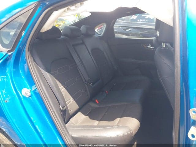 2023 KIA FORTE GT-LINE 8