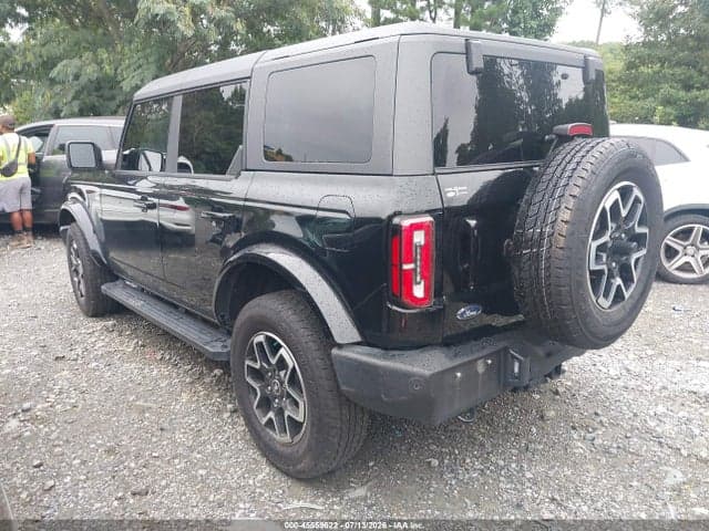 2024 FORD BRONCO OUTER BANKS 3