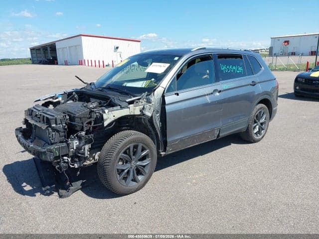 2022 VOLKSWAGEN TIGUAN 2.0T SE 2