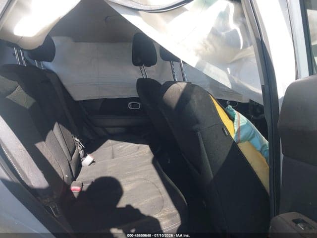 2018 KIA SOUL + 8