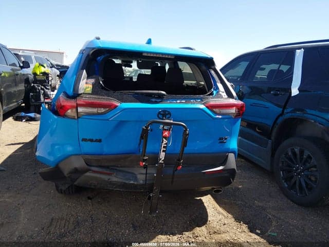2019 TOYOTA RAV4 XLE 16