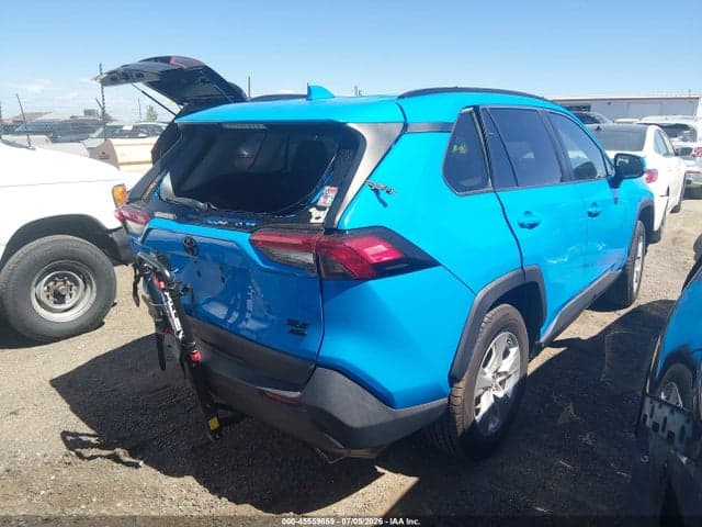 2019 TOYOTA RAV4 XLE 4
