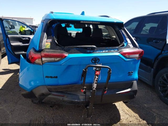 2019 TOYOTA RAV4 XLE 6