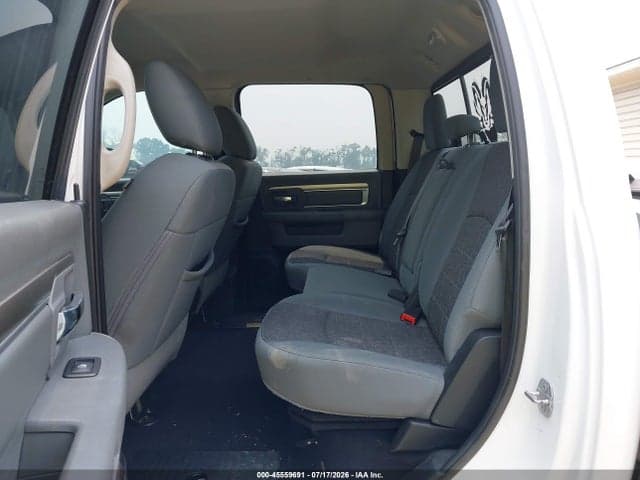 2018 RAM 1500 BIG HORN 4X4 5'7 BOX 8