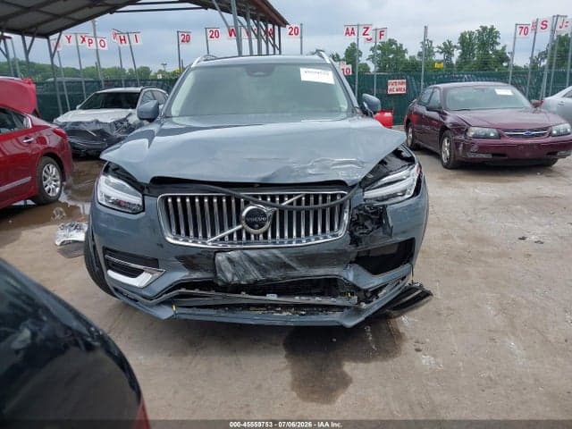2023 VOLVO XC90 B6 PLUS 7-SEATER 6