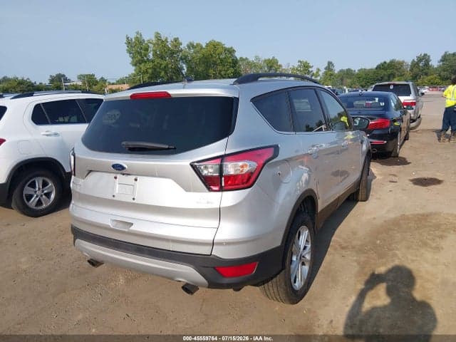 2018 FORD ESCAPE SE 4