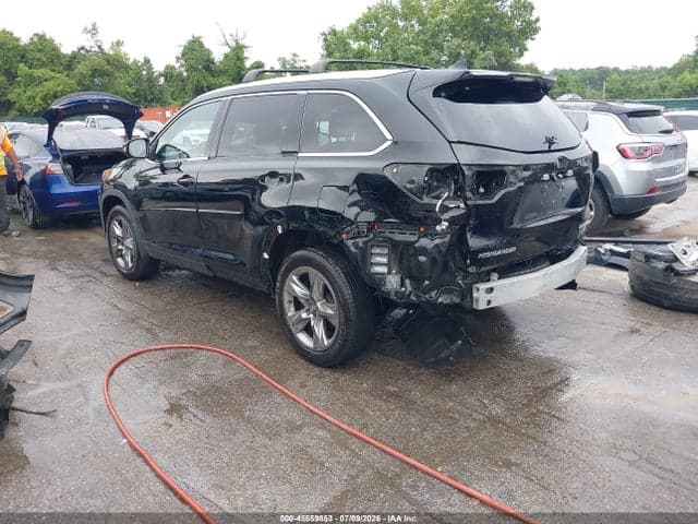 2017 TOYOTA HIGHLANDER LIMITED PLATINUM 3