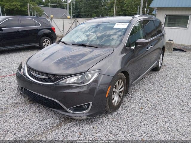 2018 CHRYSLER PACIFICA TOURING L 2