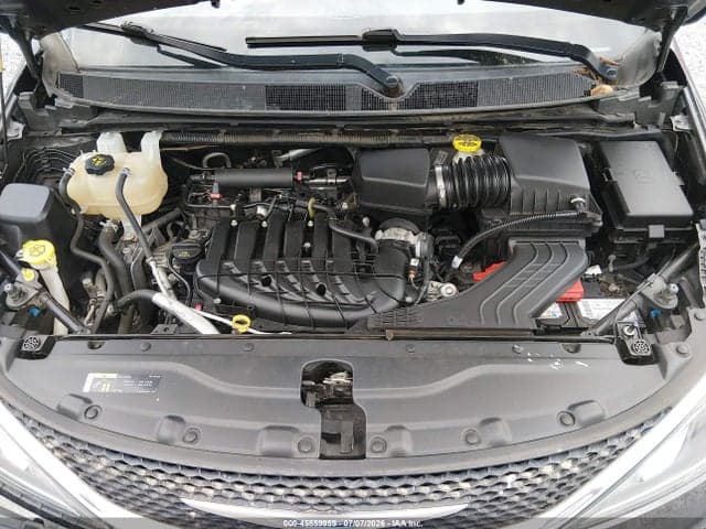 2018 CHRYSLER PACIFICA TOURING L 10