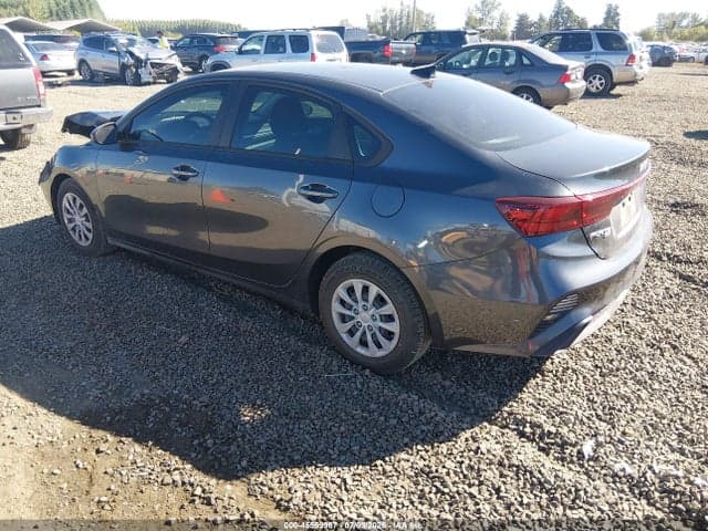 2023 KIA FORTE LX 3