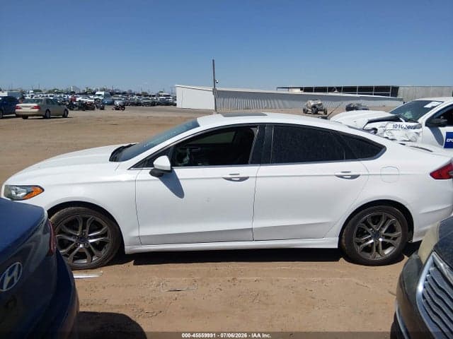 2017 FORD FUSION SE 13