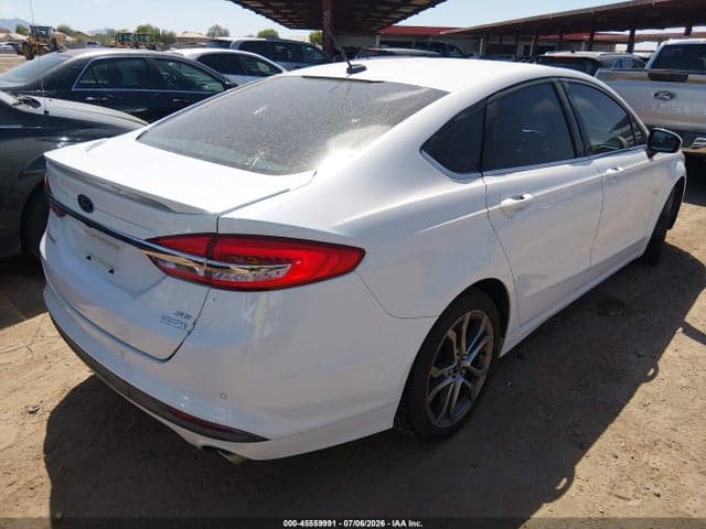 2017 FORD FUSION SE 4