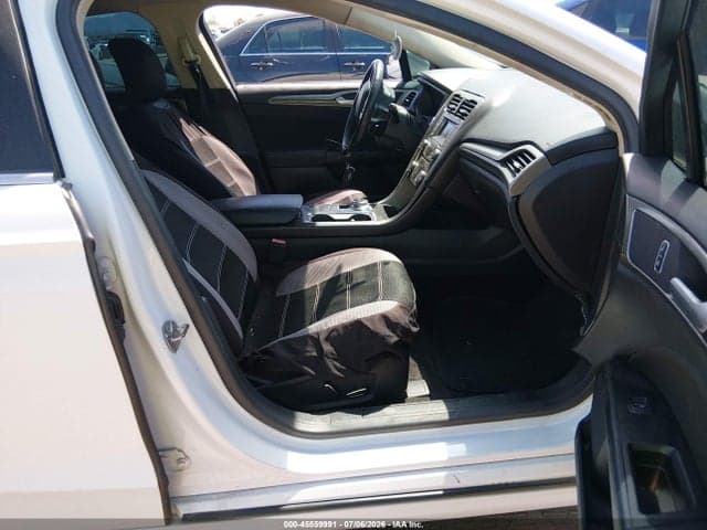 2017 FORD FUSION SE 5