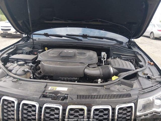 2017 JEEP GRAND CHEROKEE LAREDO 4X4 10