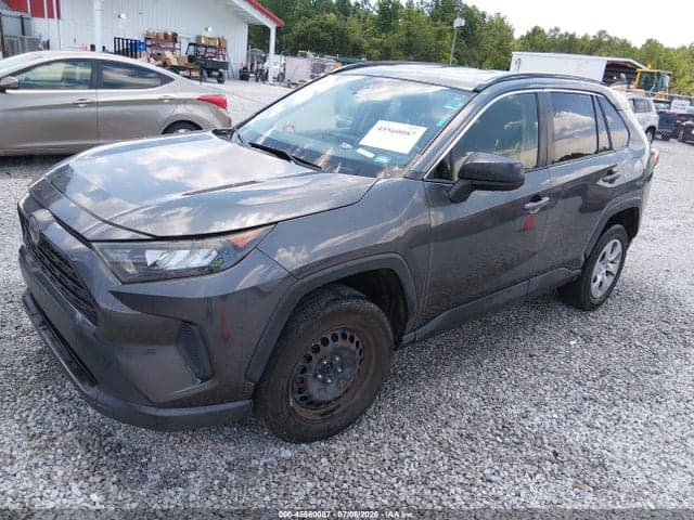 2019 TOYOTA RAV4 LE 2