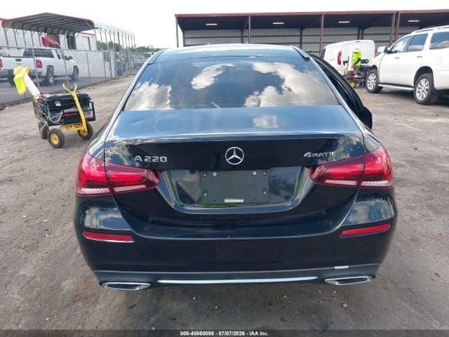 2019 MERCEDES-BENZ A 220 4MATIC 16