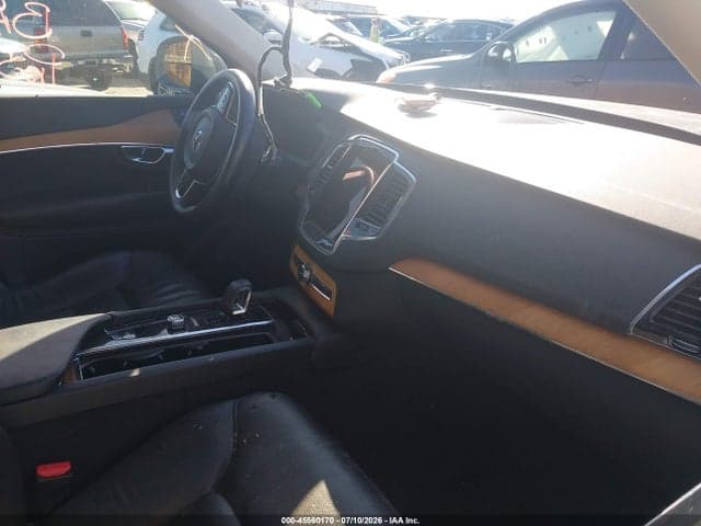 2023 VOLVO XC90 B6 PLUS 7-SEATER 5