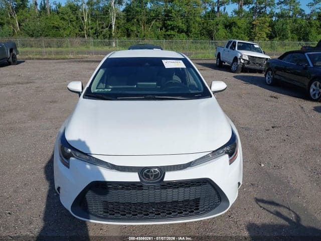 2022 TOYOTA COROLLA LE 12
